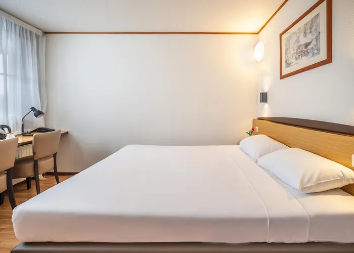 Campanile & Restaurant Oost 3* Rotterdam