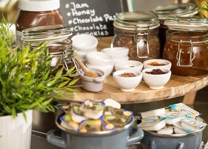 Hotel Campanile & Restaurant Oost