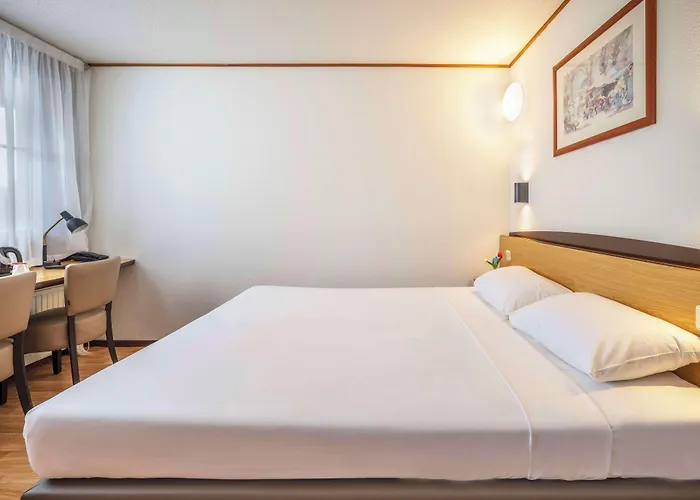 Hotel Campanile & Restaurant Oost Rotterdam