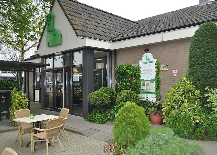 Campanile & Restaurant Oost Hotel