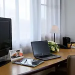 캄파닐레 앤 레스토랑 오스트 호텔 로테르담