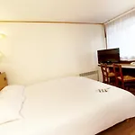 Campanile & Restaurant Oost 3*