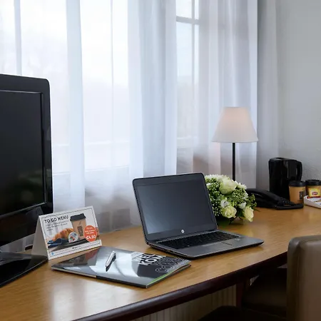 Campanile & Restaurant Oost Hotel Rotterdam