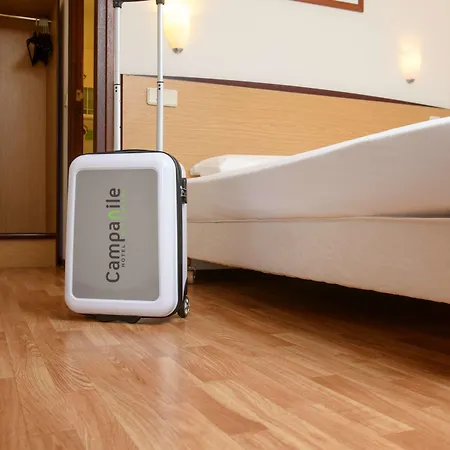 Hotel Campanile & Restaurant Oost 3*