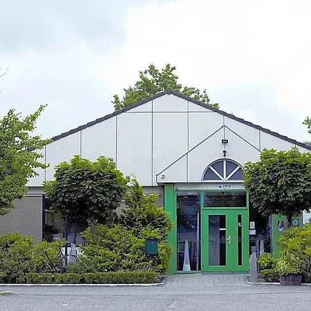 Campanile & Restaurant Oost 로테르담