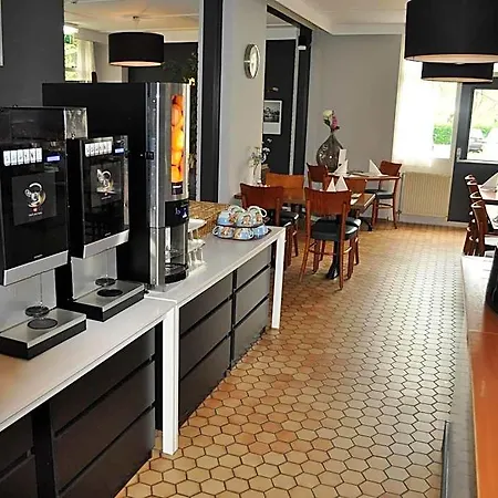 호텔 Campanile & Restaurant Oost