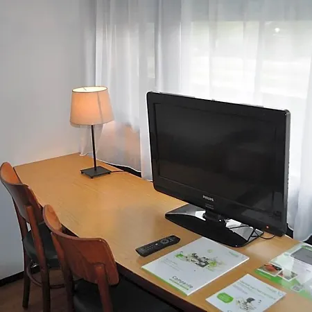 Campanile & Restaurant Oost 호텔 3*