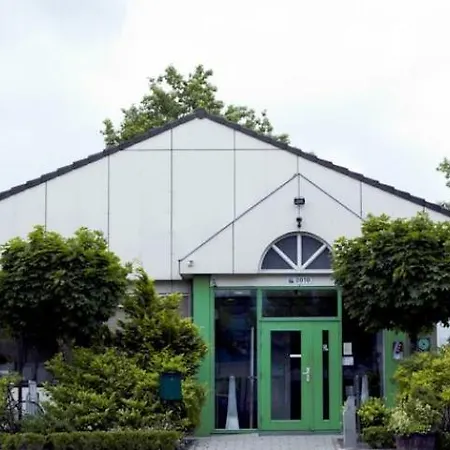 鹿特丹东钟楼酒店及餐厅 3* 鹿特丹