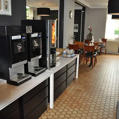 Отель Campanile & Restaurant Oost Роттердам
