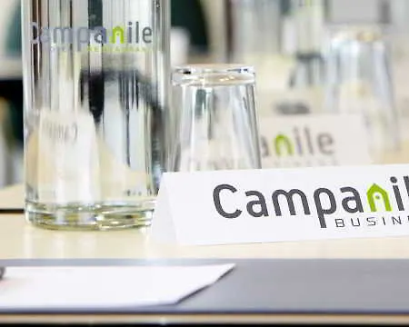Campanile & Restaurant Oost 호텔 3*