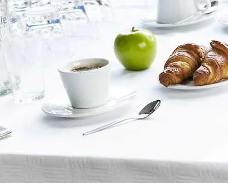 Campanile & Restaurant Oost