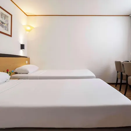 Hotel Campanile & Restaurant Oost