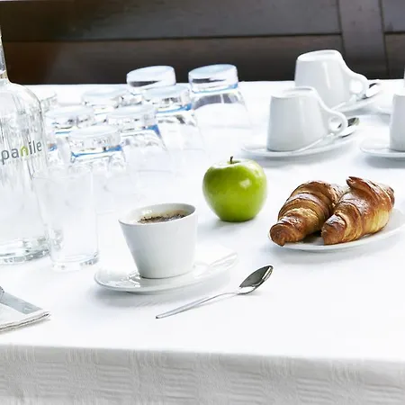 Campanile & Restaurant Oost