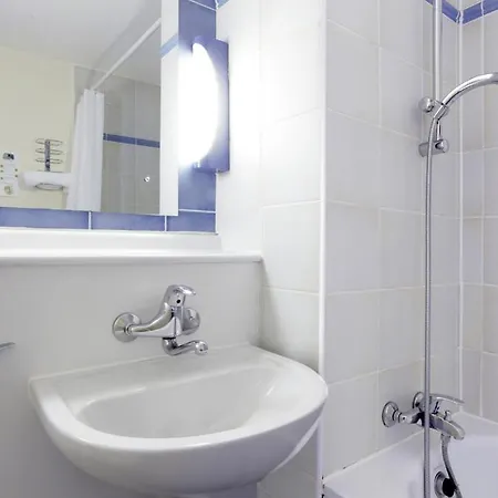 Campanile & Restaurant Oost Hotel 3*