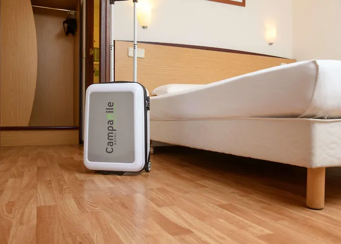 Hotel Campanile Hotel&restaurant Oost 3*