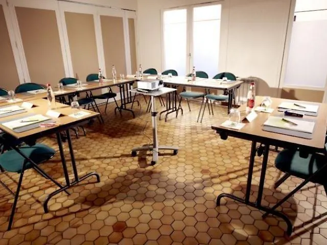 Campanile Hotel&restaurant Oost Hotel 3*